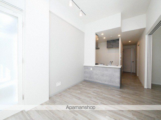 SーRESIDENCE近代美術館前の内装写真