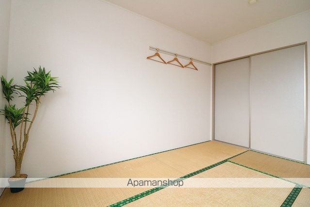 ルトゥール札元の内装写真