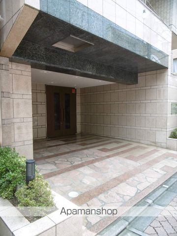 パークウェル高円寺弐番館の玄関写真