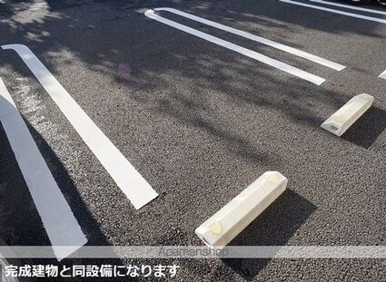 カーサ・コルーテ南[1LDK/50.52m2]の駐車場