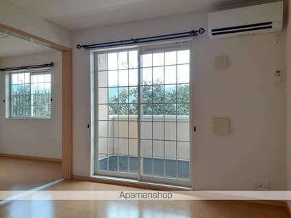 山梨県笛吹市石和町広瀬[2LDK/53.81m2]のリビング・居間