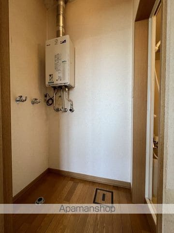 コミュニティ上野IIIの内装写真
