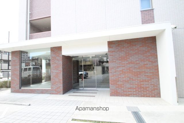 CASA天神の玄関写真