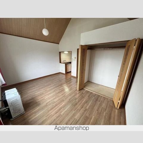 コートインディゴの内装写真