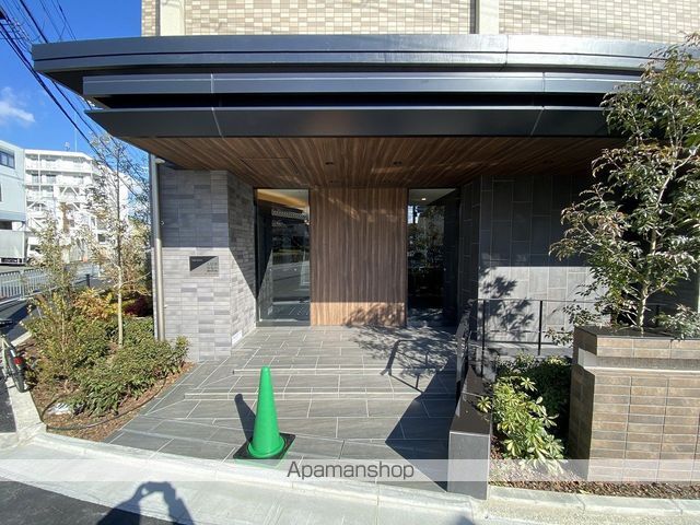 ブランシエスタ南吹田PARKSIDEの玄関写真