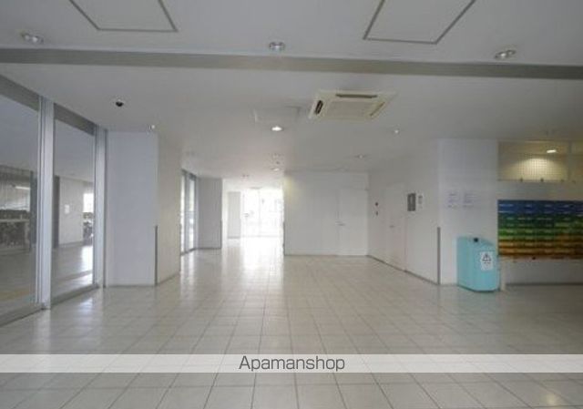 東雲キャナルコートCODAN18号棟の内装写真