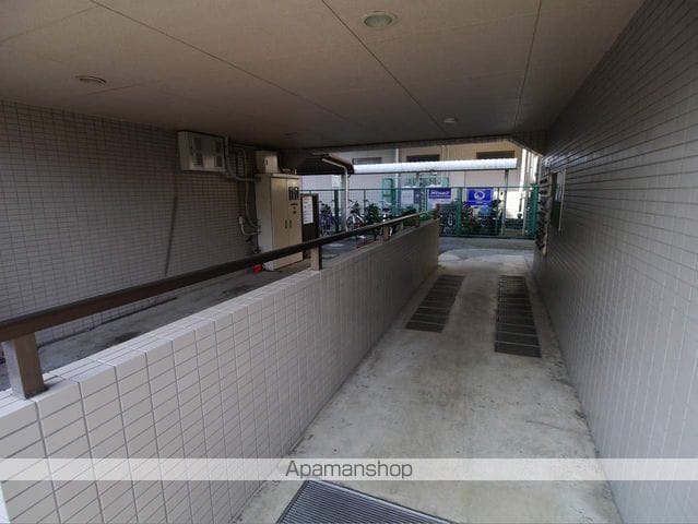 ナイスアーバンスピリッツ相模原IIの玄関写真