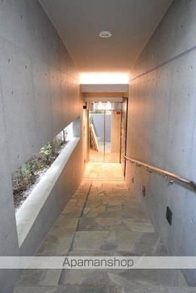 ハリーズ世田谷代田[1K/25.12m2]の共用部4