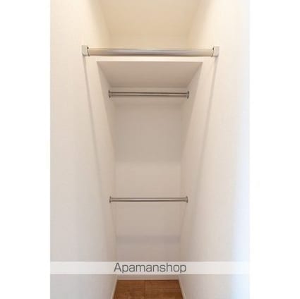 コンフォリア・リヴ新中野ＳＯＵＴＨ[1DK/25.72m2]の収納