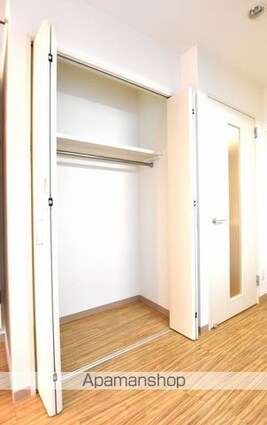 プレシャスタイム亀井町[1LDK/31.68m2]の収納