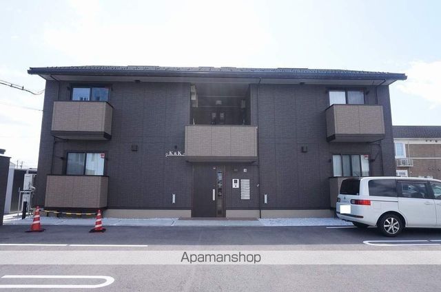 金沢市 2階建 築9年の外観写真