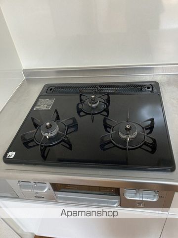 コープ野村川端町B棟の内装写真