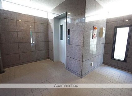 ドルーク三番町[1R/23.9m2]のロビー
