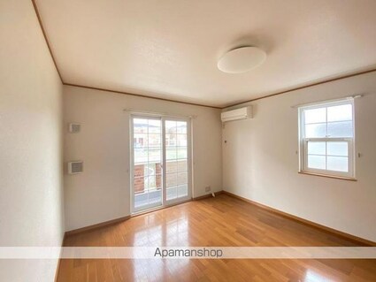 ブライトサンライズＦ[1R/32.9m2]のリビング・居間