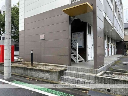 レオパレスオネスティ[1K/19.87m2]のエントランス