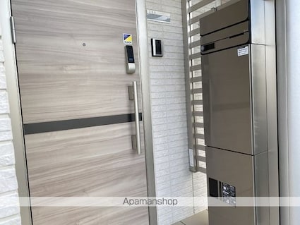 メディオカーサＹ[1LDK/46.28m2]のエントランス