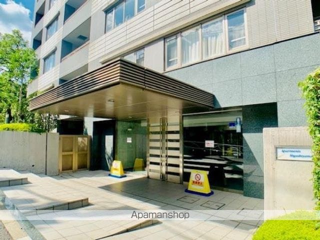 アパートメンツ東山の外観写真