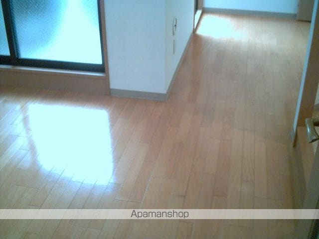 クレール上本町の内装写真