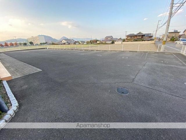 パストラル川部Ｃ[2LDK/57.22m2]の共用部1