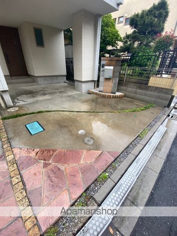 京浜東北・根岸線 南浦和駅 徒歩13分 3階建 築9年の外観写真