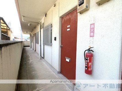 富田ハイツ[1K/22.31m2]のエントランス
