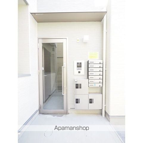 ハーモニーテラス汐田町IIの玄関写真
