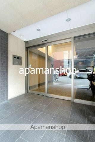 ドゥーエ難波南の玄関写真