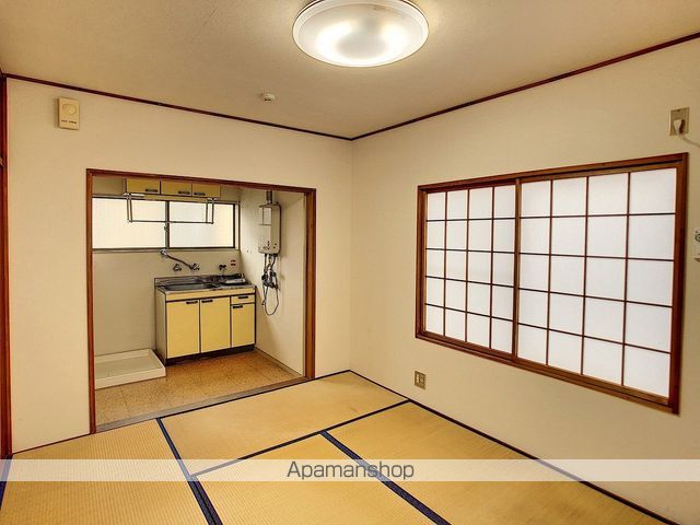 ホワイトセランの内装写真