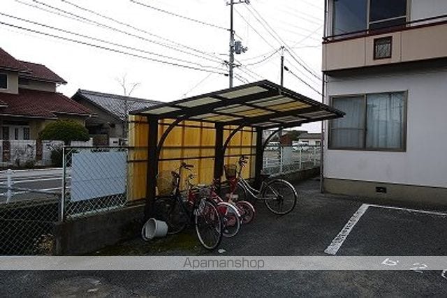 メゾン河合A棟の内装写真