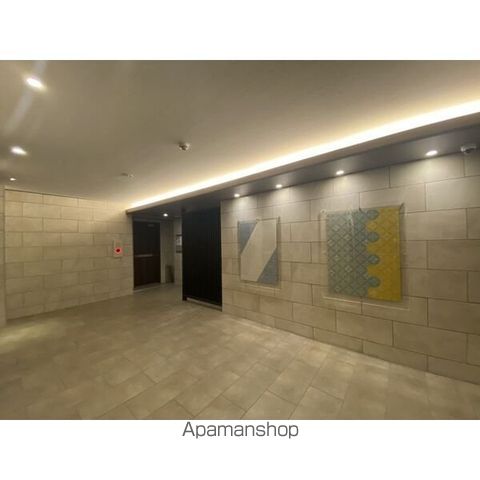 PLATZ TACHIBANAの玄関写真