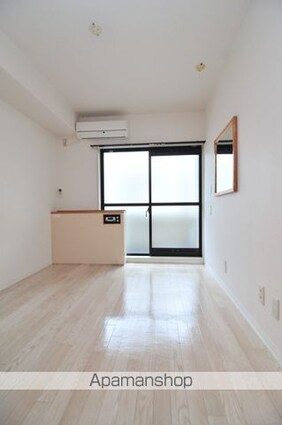 レジダンス・イン・三軒茶屋[1R/16.4m2]のリビング・居間