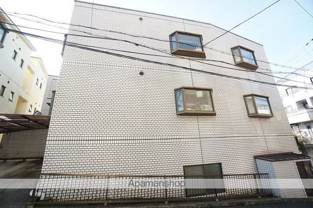 ロイヤルハイツ新芦屋の外観写真