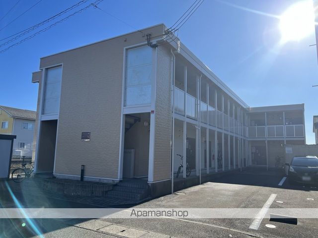 レオパレスセジュール小松の外観写真