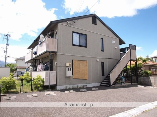 ファミールスクエアの外観写真