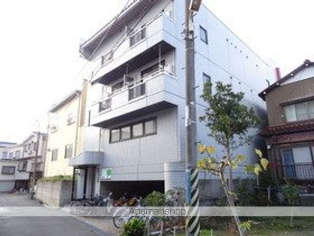 KRビルの外観写真
