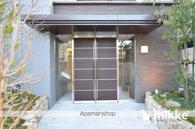 URBAN VISTA 中央町の玄関写真