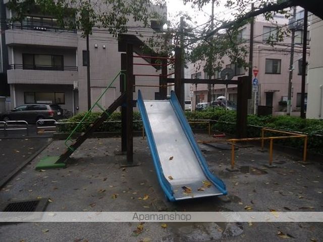 シュロス高田馬場の周辺写真