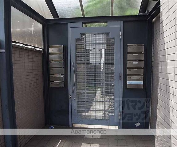 パルティールステージIの玄関写真