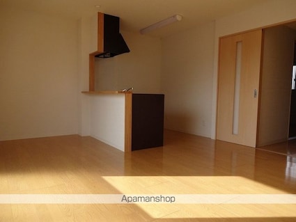 クレドール南川添[1LDK/50.2m2]のリビング・居間