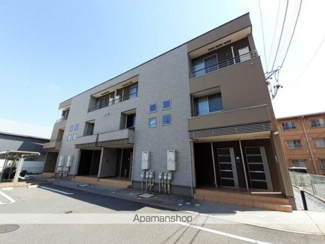 エレガンシア レジデンスの外観写真