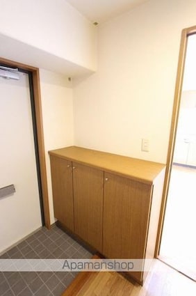 サン・ヴァリー１１５[3DK/64.7m2]の玄関