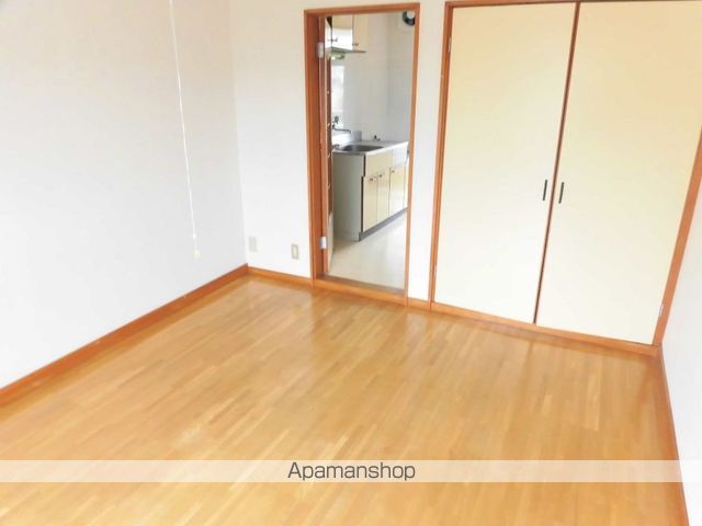 アパートメントFの内装写真