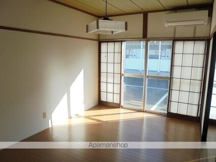 メゾン柳原[2K/41m2]の内装