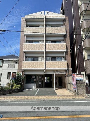 メゾン黒髪の外観写真