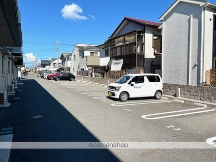 Ｃａｎａｌ寿　Ａ棟[2LDK/69.29m2]の駐車場