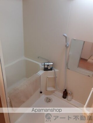 グランアルブル山越Ⅲ[2LDK/45.36m2]のバス