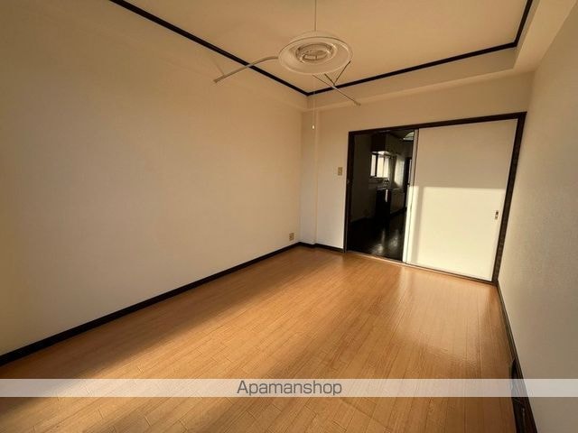 ロイヤルコーポ琴の浦Ⅱ[1LDK/32.6m2]の内装4