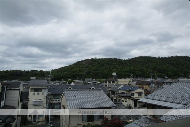 京都市烏丸線 北大路駅 徒歩27分 3階建 築26年の外観写真