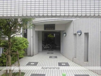 ロイヤルハイム高円寺[1K/16m2]のエントランス4