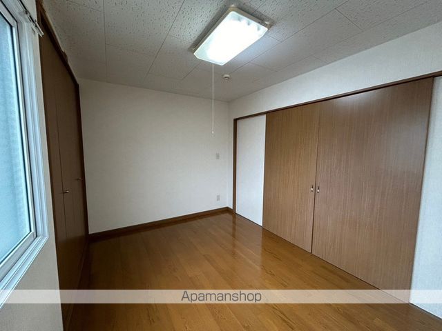 ファーレIの内装写真